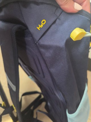 Mochila senderismo Izas 25L