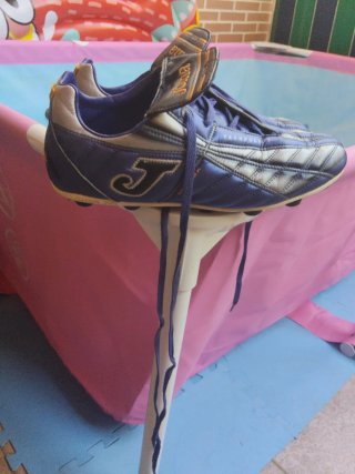 Votas de fútbol JOMA