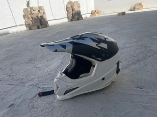 casco de motocross thor
