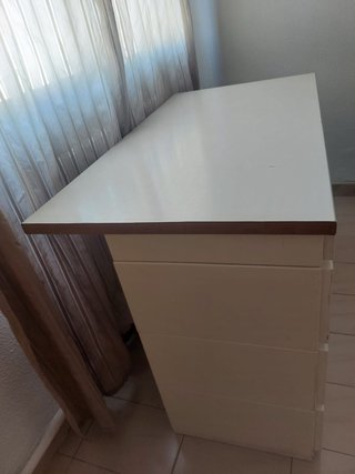 Escritorio blanco
