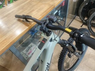 Amflow PR carbon
