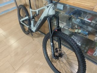 Amflow PR carbon