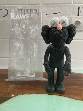 Kaws BBF Negro