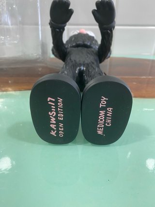 Kaws BBF Negro