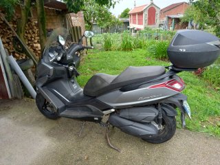 Kymco super Dink 350 gris
