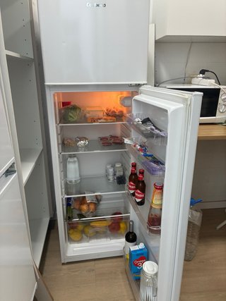 Frigorifico con congelador marca Corberó