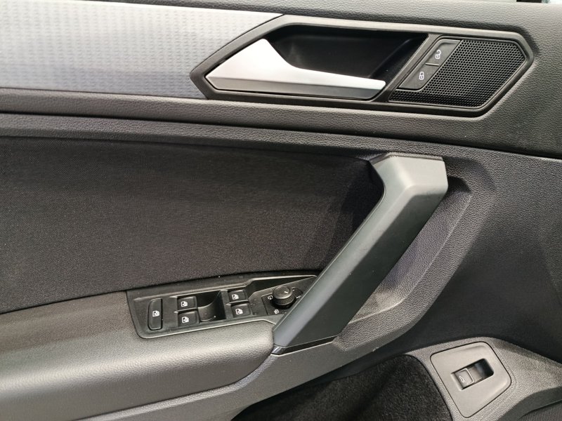 Volkswagen Tiguan 2.0 Life TDI DSG 2023, foto 7