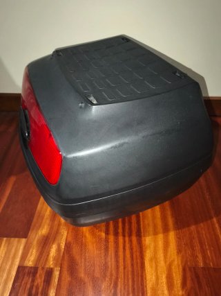 Baúl Moto Shad SH39
