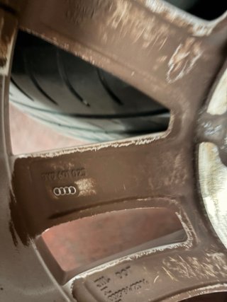 Llantas y neumáticos audi originales