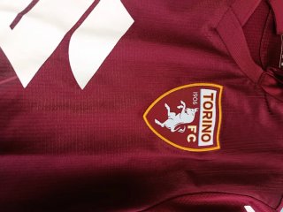 Preciosa camiseta Torino Original