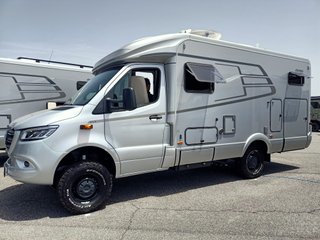 HYMER ML-T 580 4X4 CON CAMAS GEMELAS Y GARAJE 7 MT