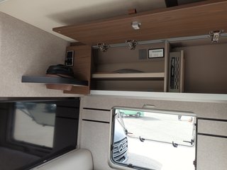HYMER ML-T 580 4X4 CON CAMAS GEMELAS Y GARAJE 7 MT
