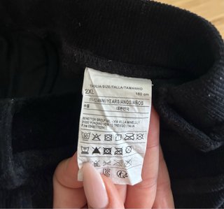 Pantalon Benetton talla 11-12 de niña Tela de pana