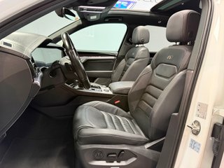 VOLKSWAGEN TOUAREG RLINE 3.0 V6 TDI 286CV TIPTRONI