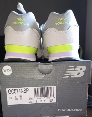 Bambas new balance talla 39