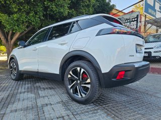 Peugeot 2008 1.5 HDI 110 cv Allure Muy Nuevo 2022