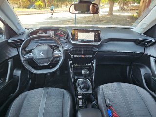 Peugeot 2008 1.5 HDI 110 cv Allure Muy Nuevo 2022