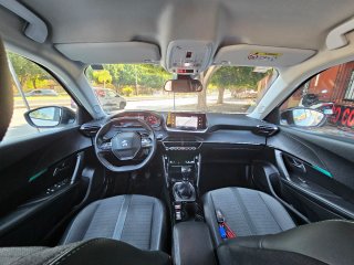 Peugeot 2008 1.5 HDI 110 cv Allure Muy Nuevo 2022