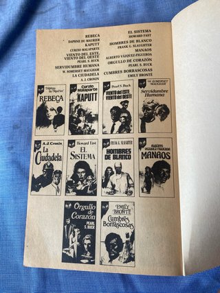 Los convidados de piedra novela