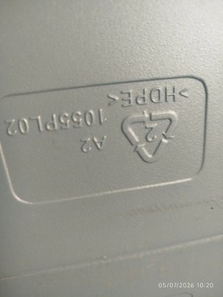 Nevera portátil, bivalente Marca IGLOO.