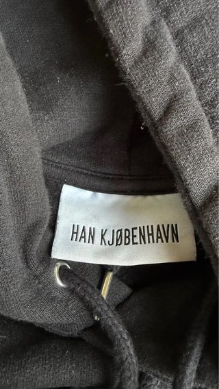 Sudadera HAN Kjøbenhavn negra "Master of Darkness"