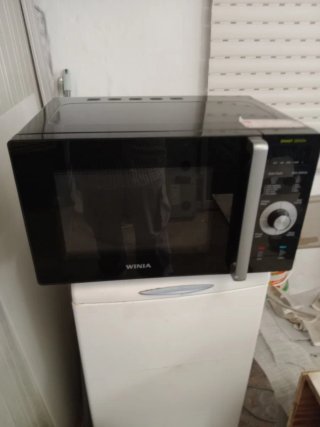 Microondas com grill digital