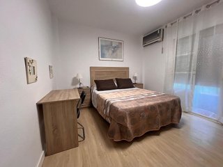Piso en venta en La Caleta - La Viña en Cádiz
