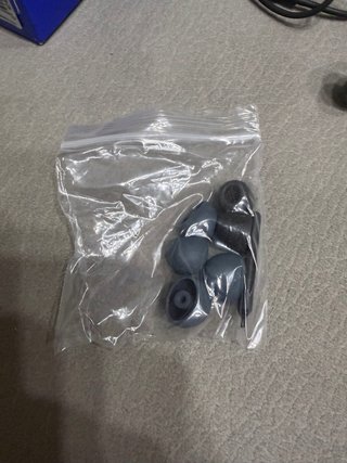 In-ear Shure SE215