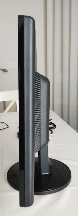 Monitor de ordenador 22" LG Flatron W2242T
