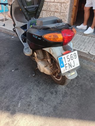 Piaggio fly 125