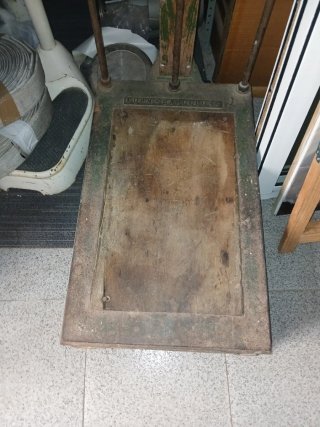 Bascula antigua