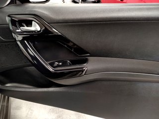 Peugeot 208  1.4Hdi diésel 2012