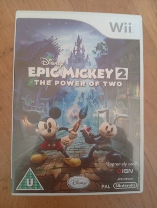 Nintendo Wii con accessorios y juegos