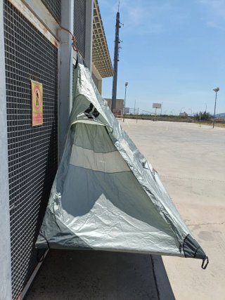 Hamaca black diamond double portaledge, con toldo