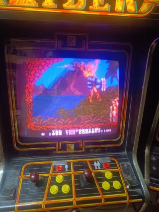 Toki pcb arcade jamma