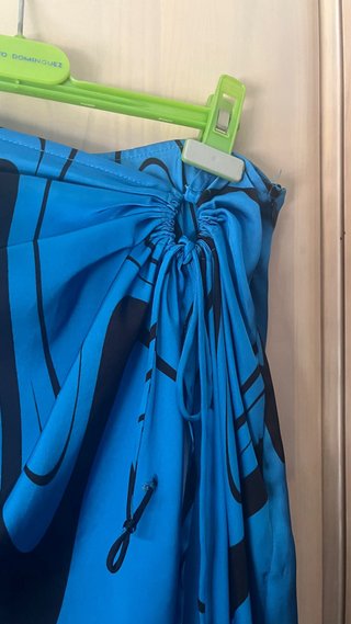 Falda Satinada Azul Eléctrico Estampado Psicodélic