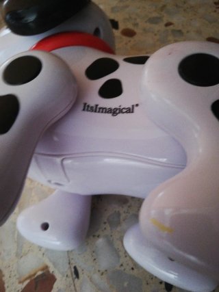 Perro robot interactivo itsmagical.