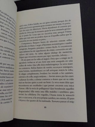 La dona vestida de negre