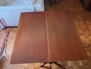 Mesa de comedor tipo libro – Madera clásica y exte