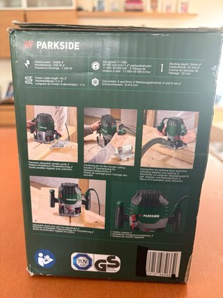 Fresadora de superficie 1200 W marca Parkside