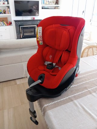 Silla Britax Romer dualfix i-size fire red