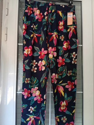 Lote de pantalón y camisa