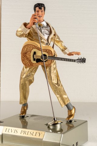 Elvis Presley Singing & Dancing Telephone
