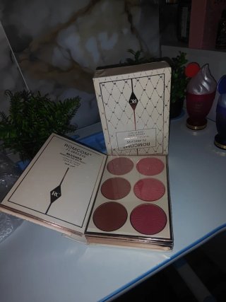 Libro de maquillaje