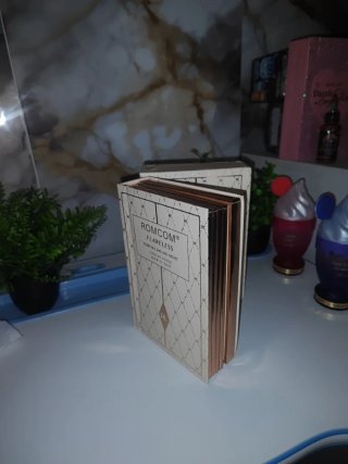 Libro de maquillaje