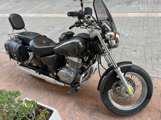 Suzuki GZ Marauder 250cc Prácticamente nueva.