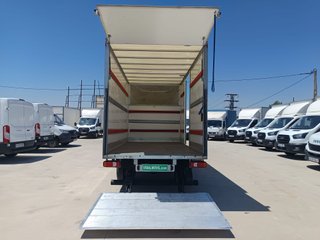 IVECO DAILY 3.0 CHASIS  CAJA CERRADA TRAMPILLA 160