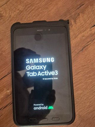 Tablet samsung tab 3 rigurizada