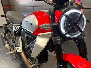 DUCATI SCRAMBLER ICON RED AÑO 2025 3.506KM