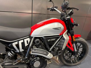 DUCATI SCRAMBLER ICON RED AÑO 2025 3.506KM